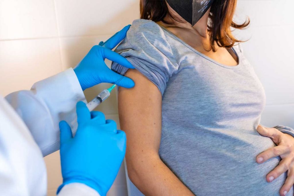 Filhos de Grávidas e lactantes vacinadas também ficam imunizados
